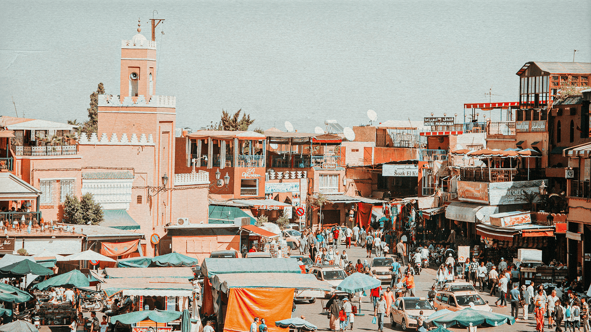  Explore the Iconic Landmarks of Marrakech and Beyond! | Marrakech is a vibrant city in Morocco that offers a unique blend of old-world charm and modern luxury. Known for its bustling souks, iconic landmarks, and rich culture, Marrakech is a must-visit destination for travelers seeking an authentic and unforgettable experience. 